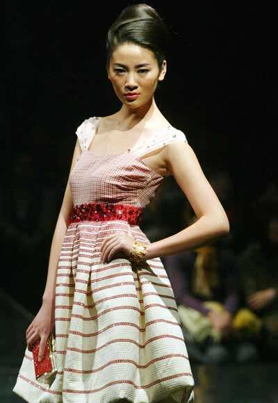 White Collar fashion