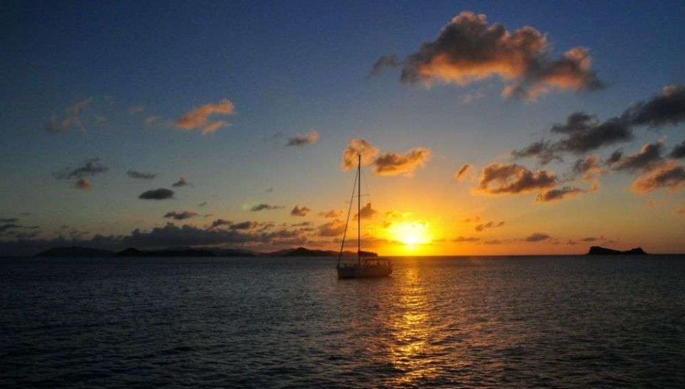 Sailing in the stunning British Virgin Islands, British Virgin Islands ...