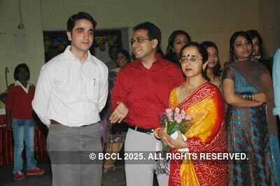 Munawar's victory bash