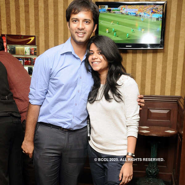 Football match partying at 10 D