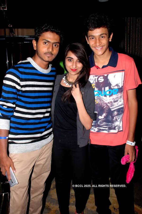 A blasting party at Durbar