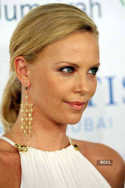 Opening: Atlantis Hotel