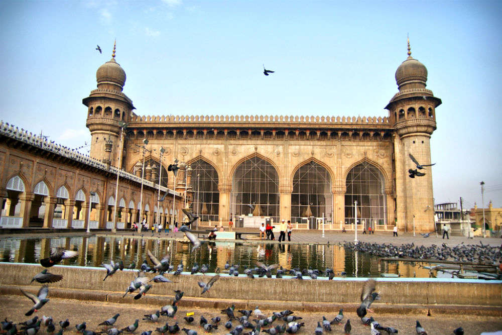 Mecca Masjid Historical Places In Hyderabad