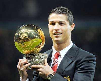 Ronaldo gets Ballon D'Or trophy 