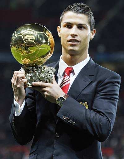 Ronaldo gets Ballon D'Or trophy 