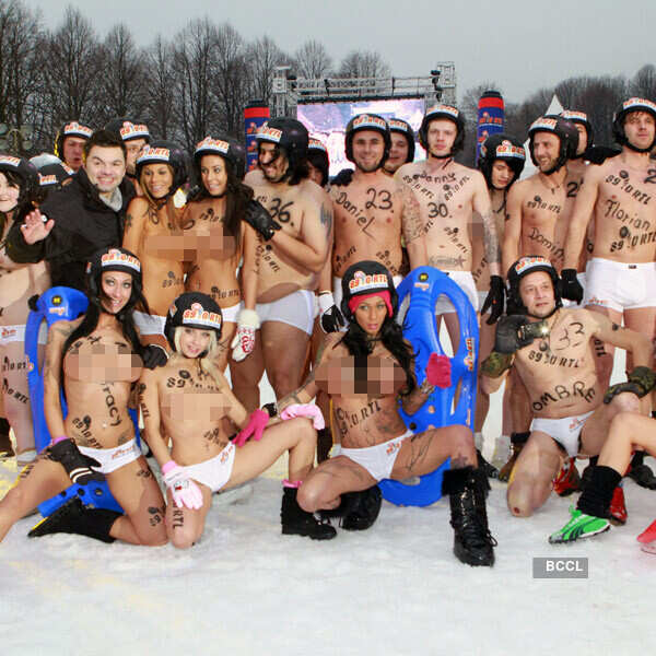 Naked Sledding Event Photos