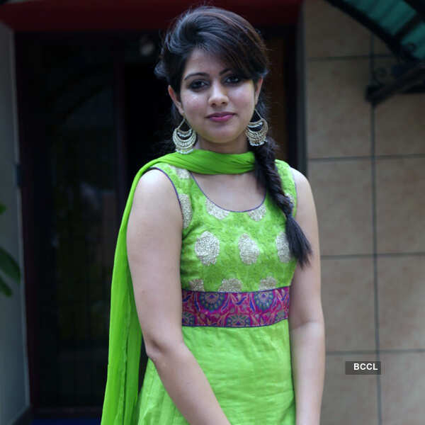 Manal Naharam audio launch