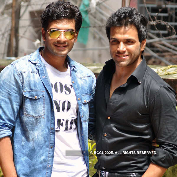 Chetna, Karan & Rithvik promote Fanaah