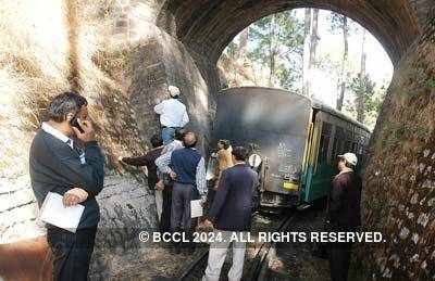 Kalka-Shimla train derails