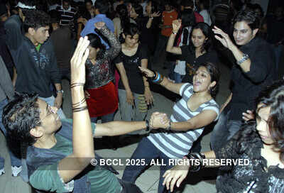 Party by Motif Infotech