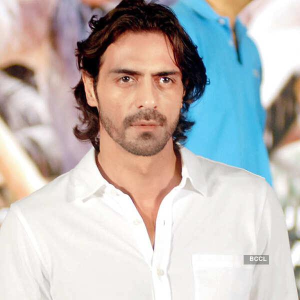 Infamous B'wood-media spats