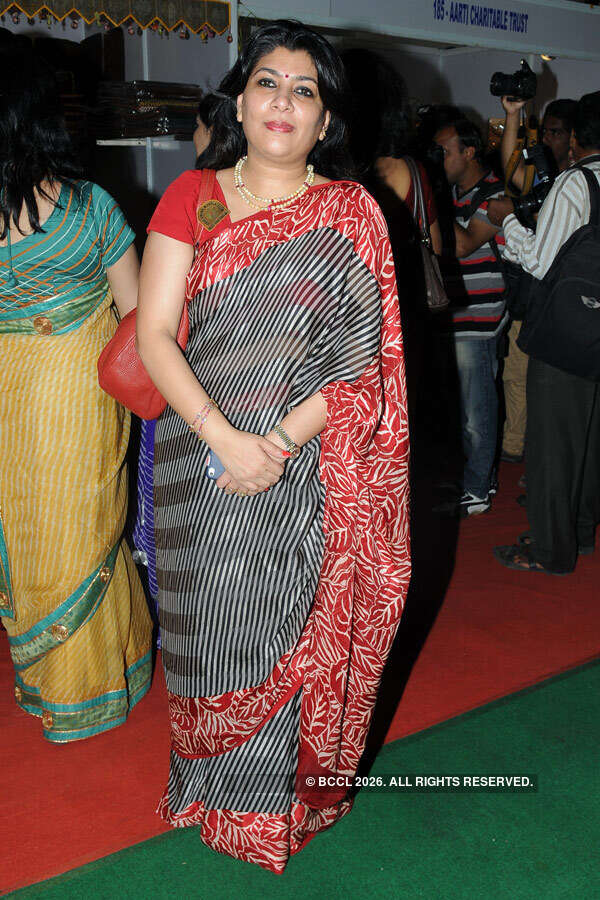 Bonding over fashion