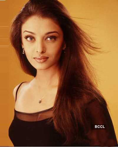 Aishwarya Rai's Portfolio Pics Pics | Aishwarya Rai's Portfolio Pics ...