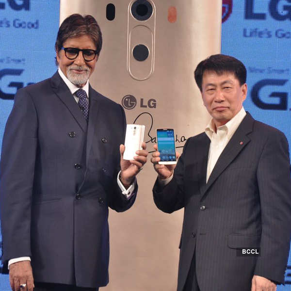 Amitabh at a mobile launch