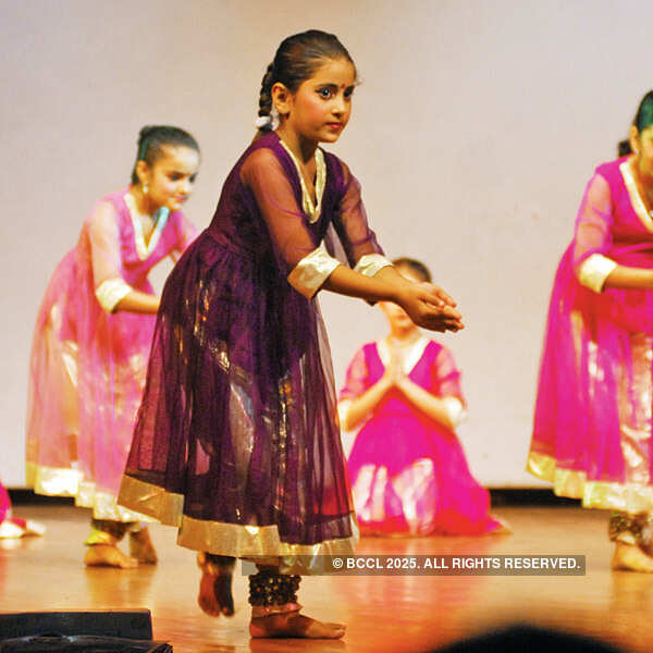 Dance performances at Jawahar Kala Kendra