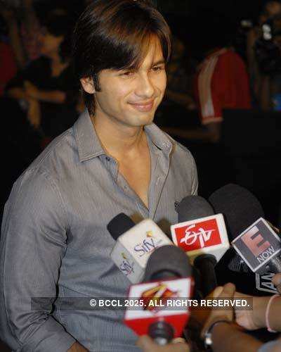 Shahid's formal look