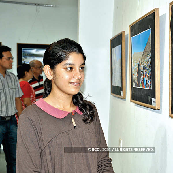 Ravindra Puntambekar's photo exhibition in Indore