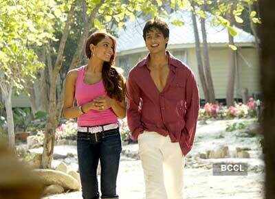 Bipasha Basu, Shahid Kapoor