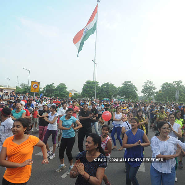 Raahgiri Day spreads joy