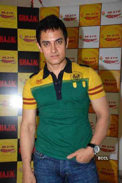 Aamir on Radio