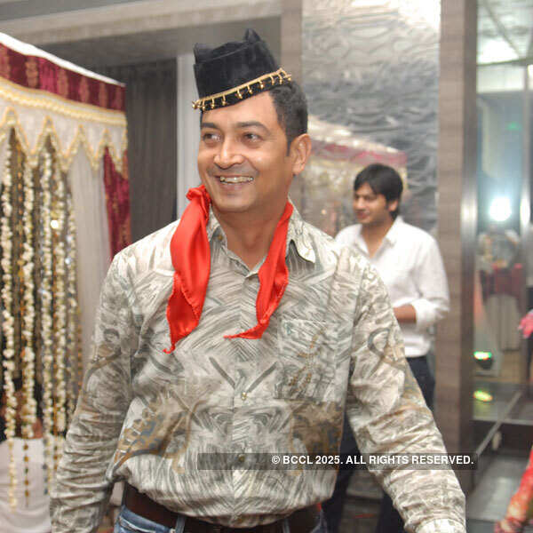 Shravan Kukerja's birthday celebrations