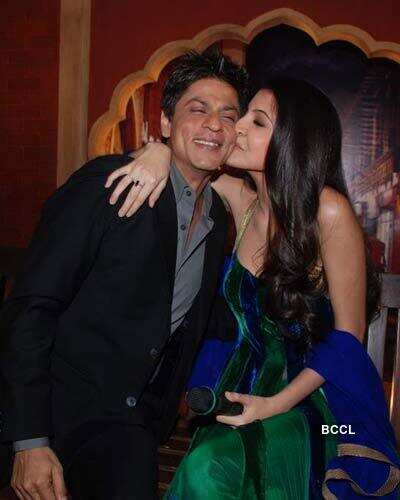 Shah Rukh with Anushka
