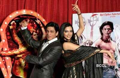 Shah Rukh with Deepika