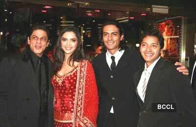 Shah Rukh with Deepika