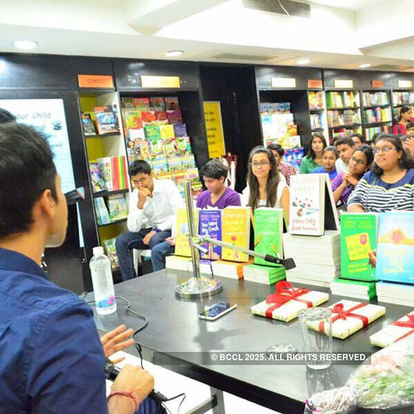 Durjoy Datta's book launch in Vadodara