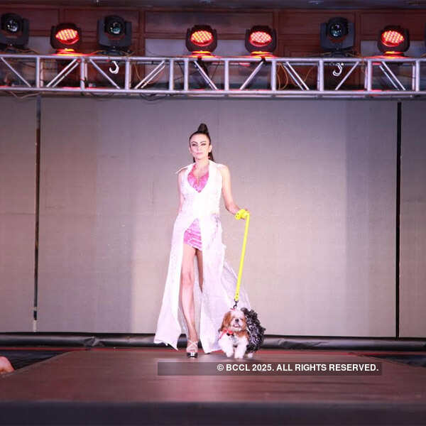 Akshay, Tamannaah at a fashion show