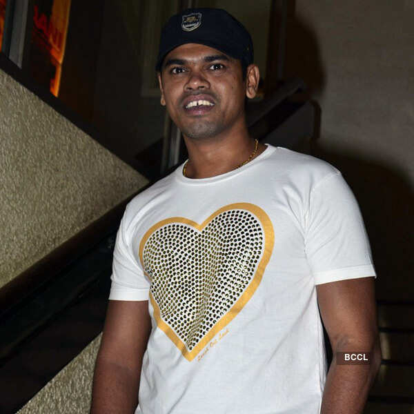 Sunday Sunday: Premiere