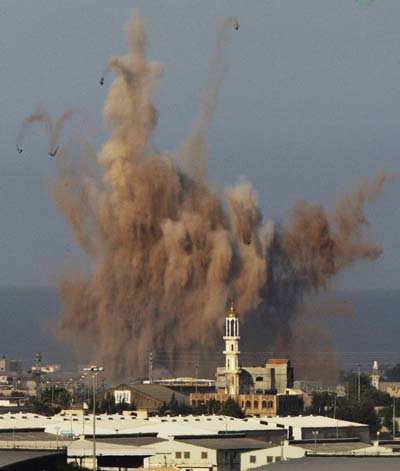 Israel strike dipper in Gaza