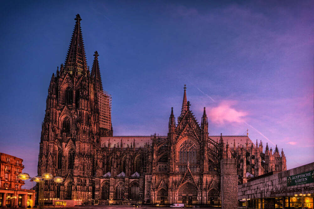 Kolner Dom (Cologne Cathedral) - Germany: Get the Detail of Kolner Dom