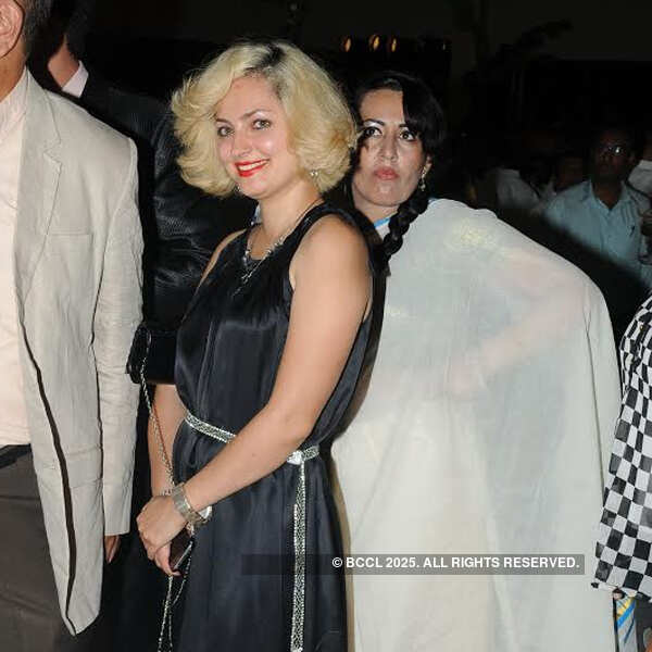 Anupa & Arun's wedding party