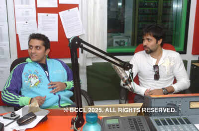 Emraan promotes 'Raaz'