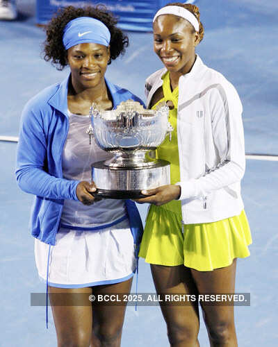 William sisters win doubles