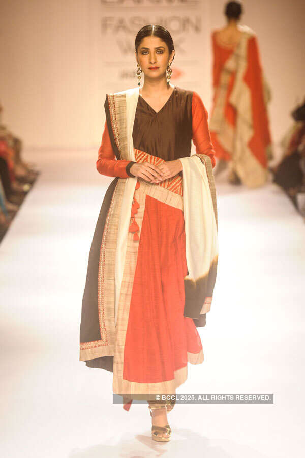 LFW '14: Ekru
