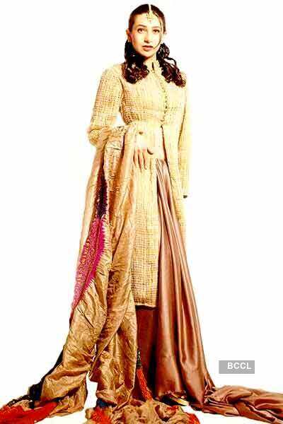 Karisma goes traditional