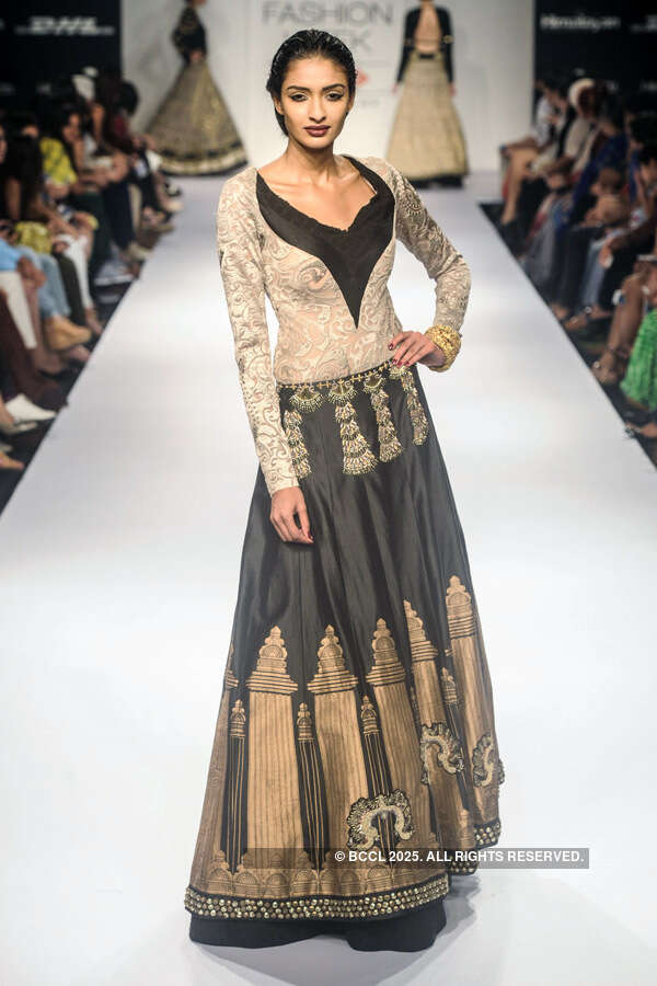 LFW '14: Monica & Karishma