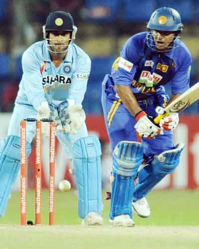 4th ODI: India beat Lanka