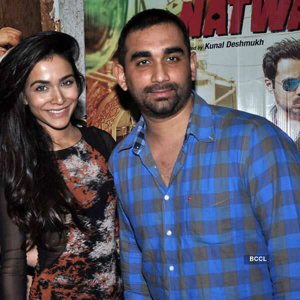 Raja Natwarlal: Premiere