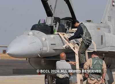 Bindra takes F-16 ride