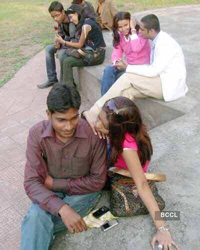 Happy V-Day: Love in the air