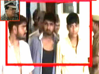 Video reveals shocking truth about UP cops