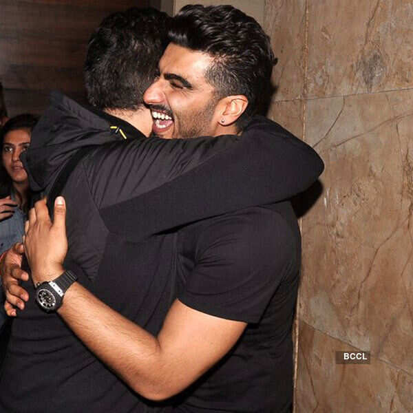 Finding Fanny: Premiere