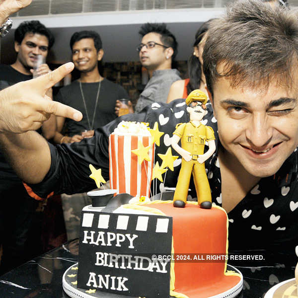 Anik Verma's birthday bash
