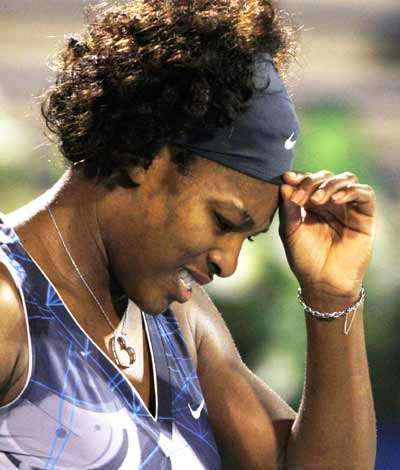 Venus beats sis Serena