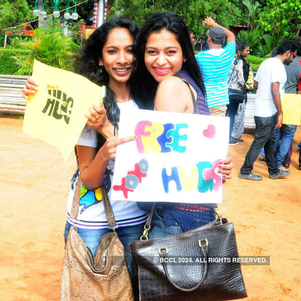 Free Hug campaign in Trivandrum