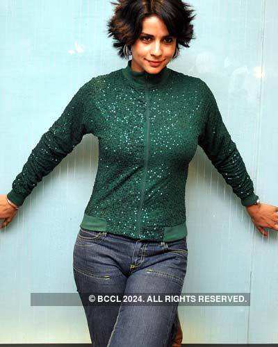 Gul Panag's Portfolio Pics