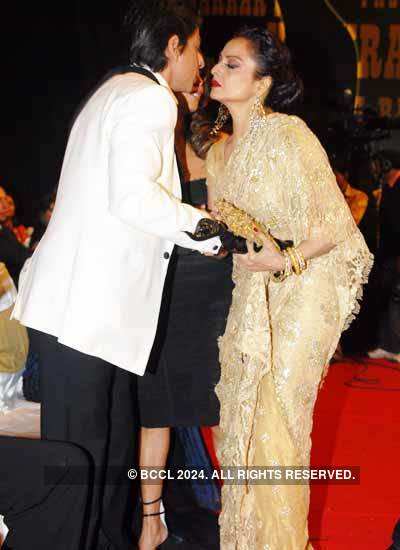 Shah Rukh Khan, Priyanka Chopra And Rekha At The 54th Idea Filmfare Awards